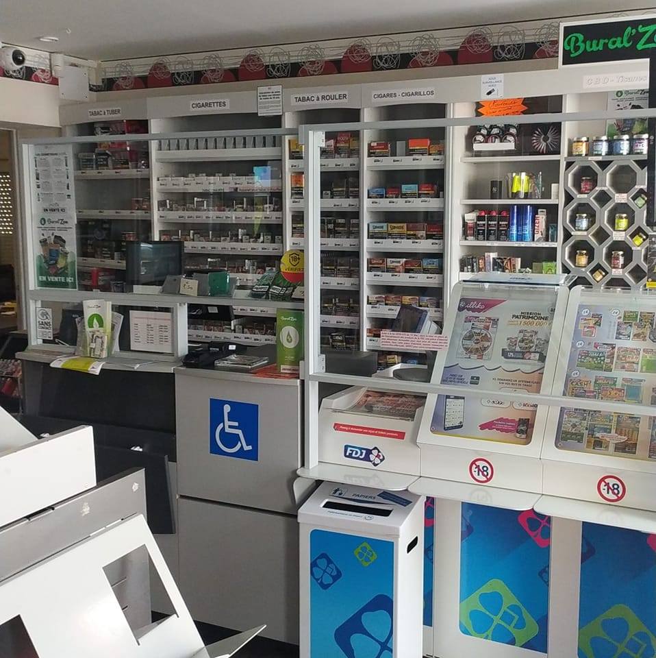 comptoir du bureau de tabac